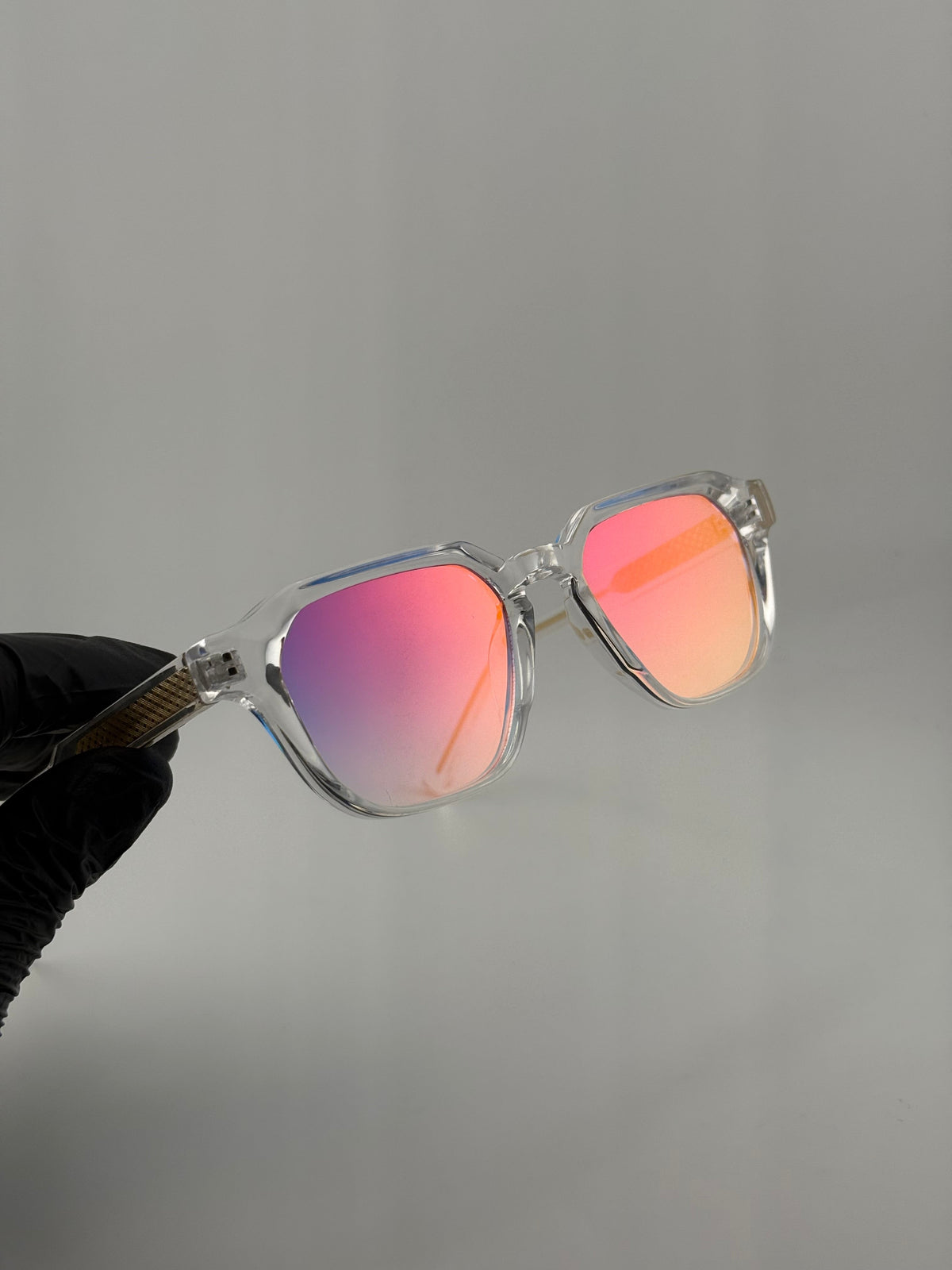 Prado Oled Crystal