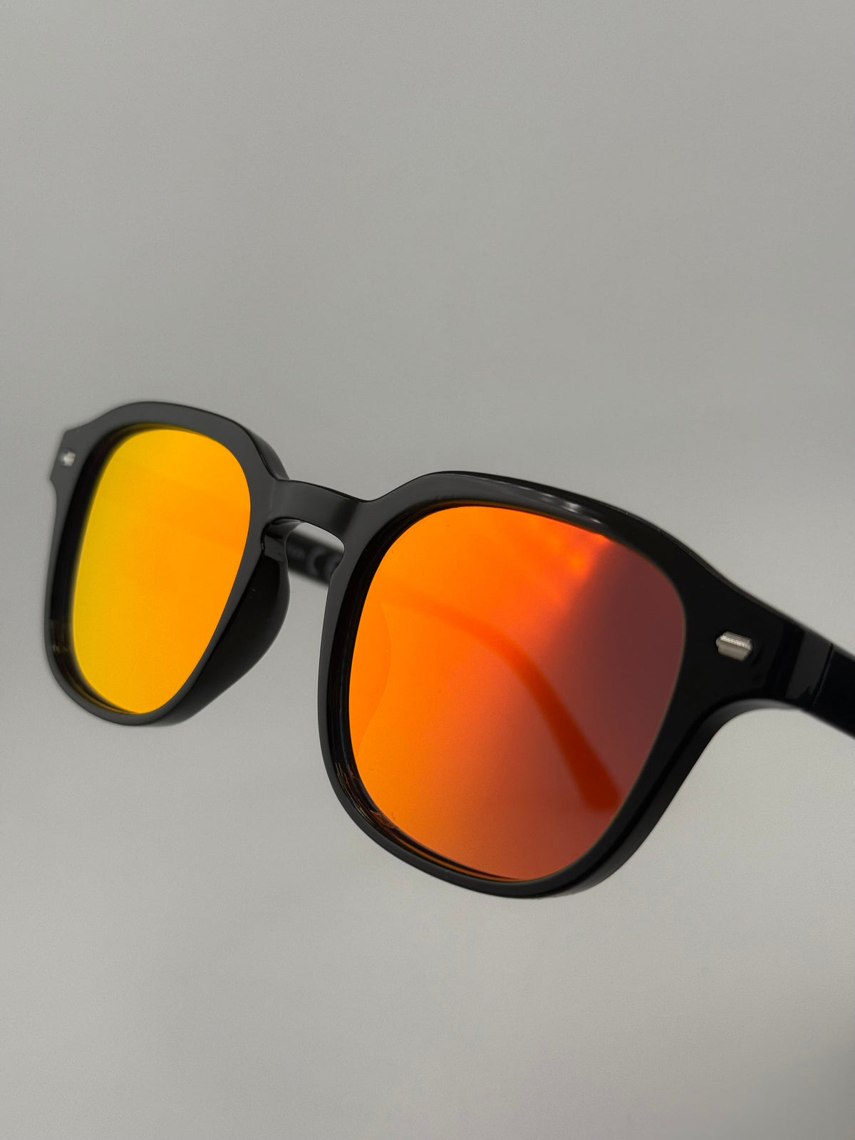 Sormiou black miroir orange