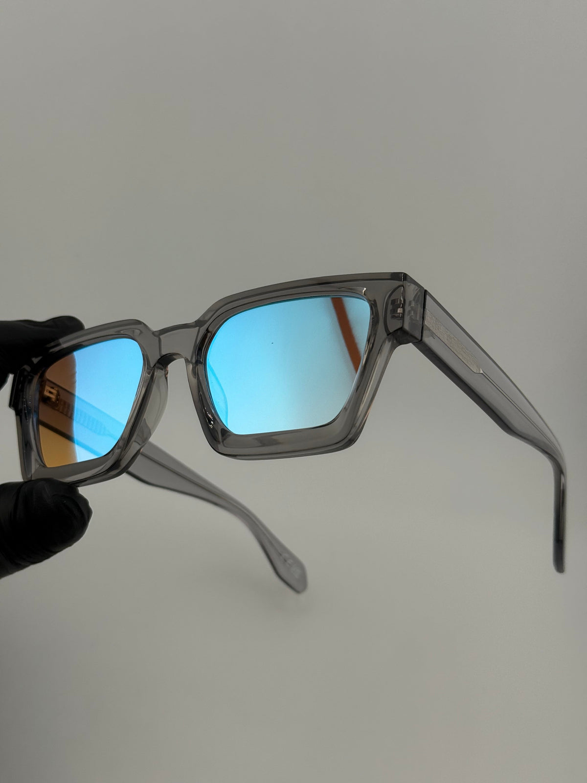 Milan grey miroir bleu