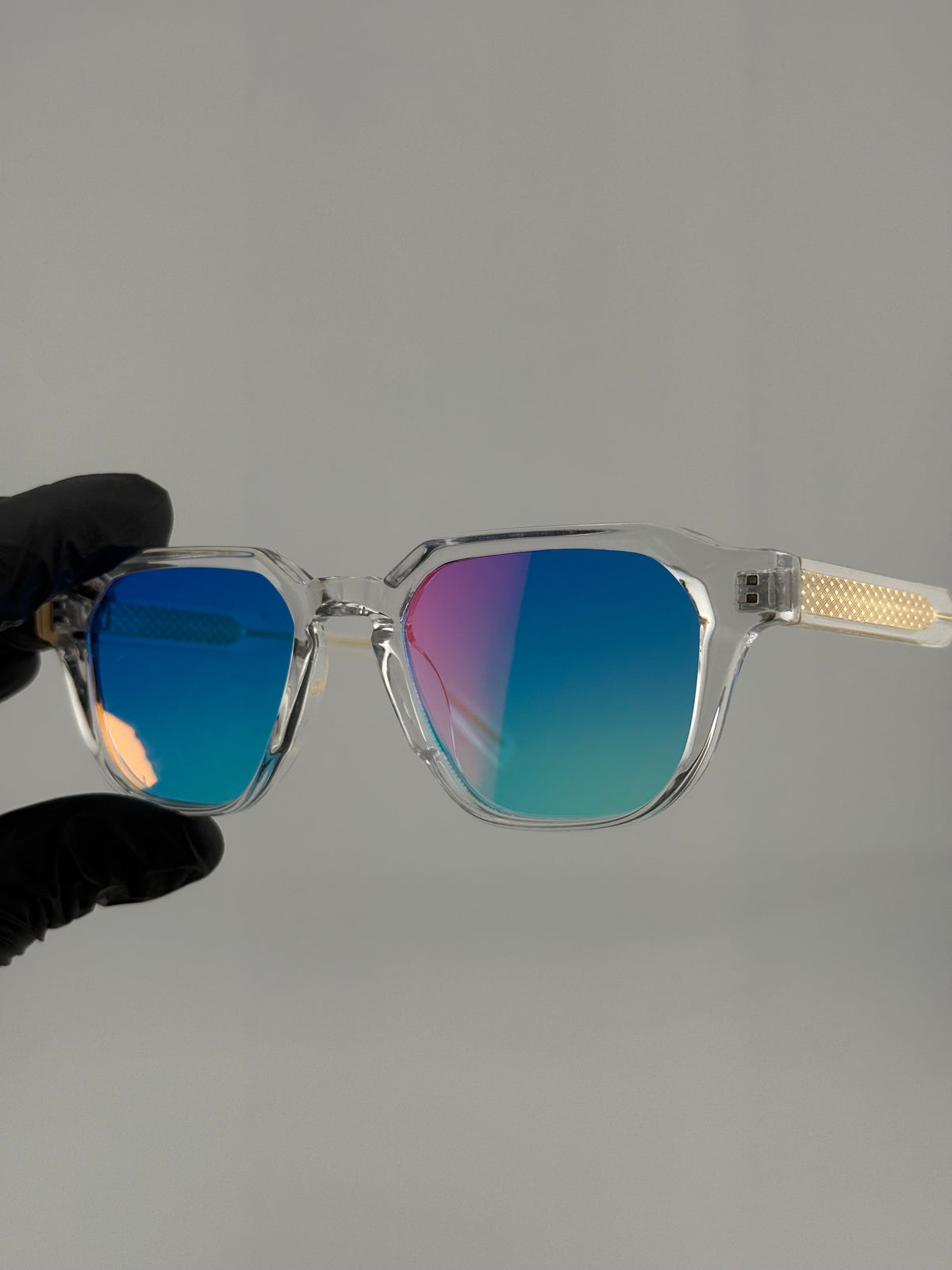 Prado Oled Crystal