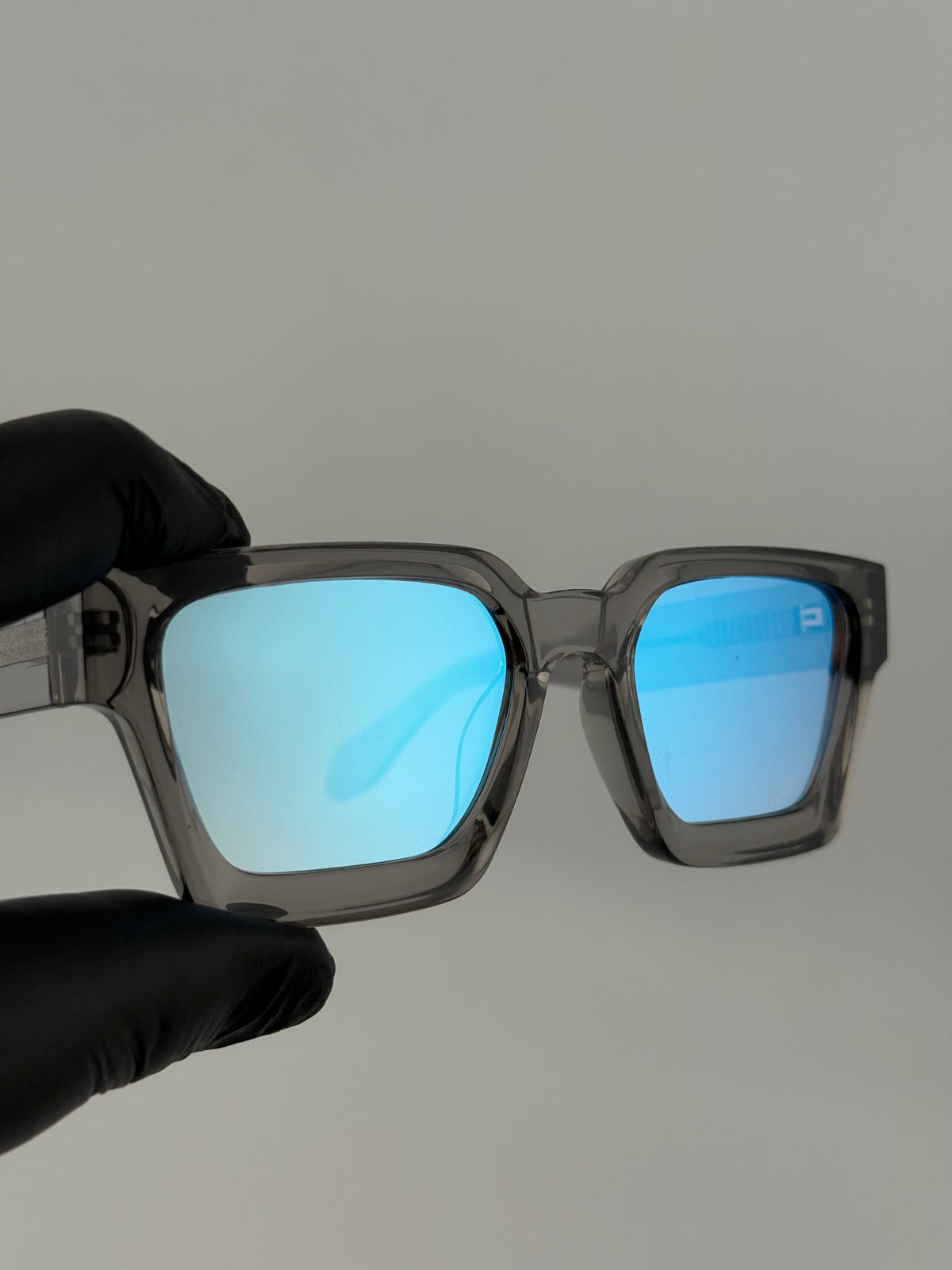 Milan grey miroir bleu