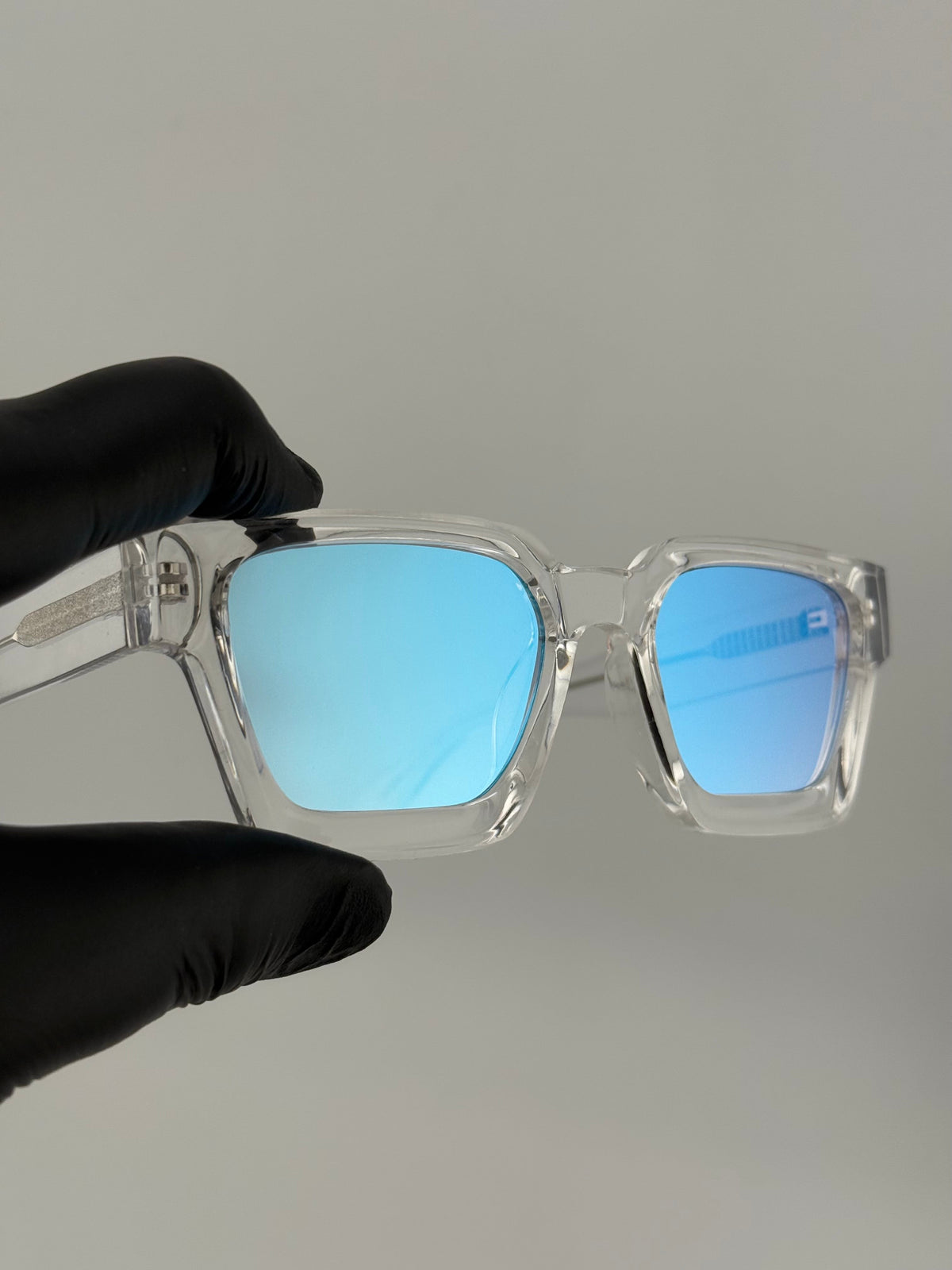 Milan miroir bleu